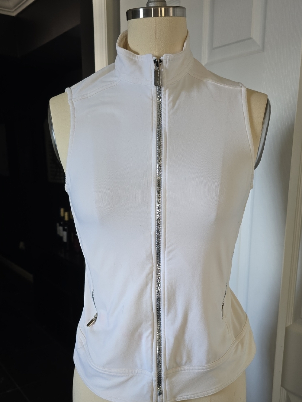 Bebe Sport White Sleeveless Zip-Up Vest with Silver Hardware, Stretch!